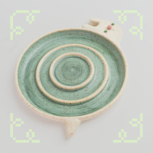 snell the snail plate - winter