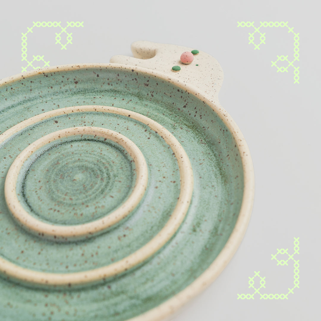 snell the snail plate - winter