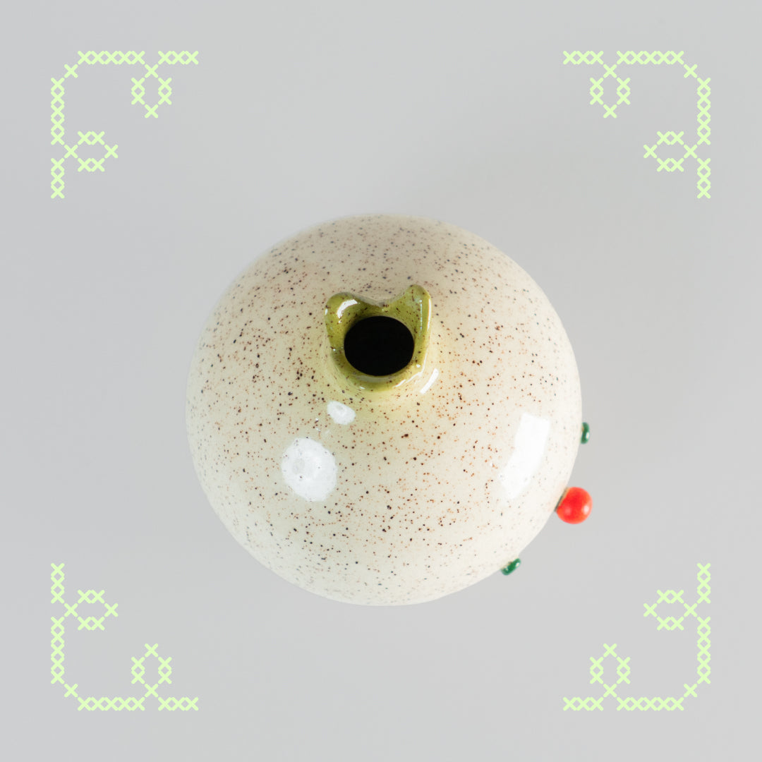 smelly the onion bud vase