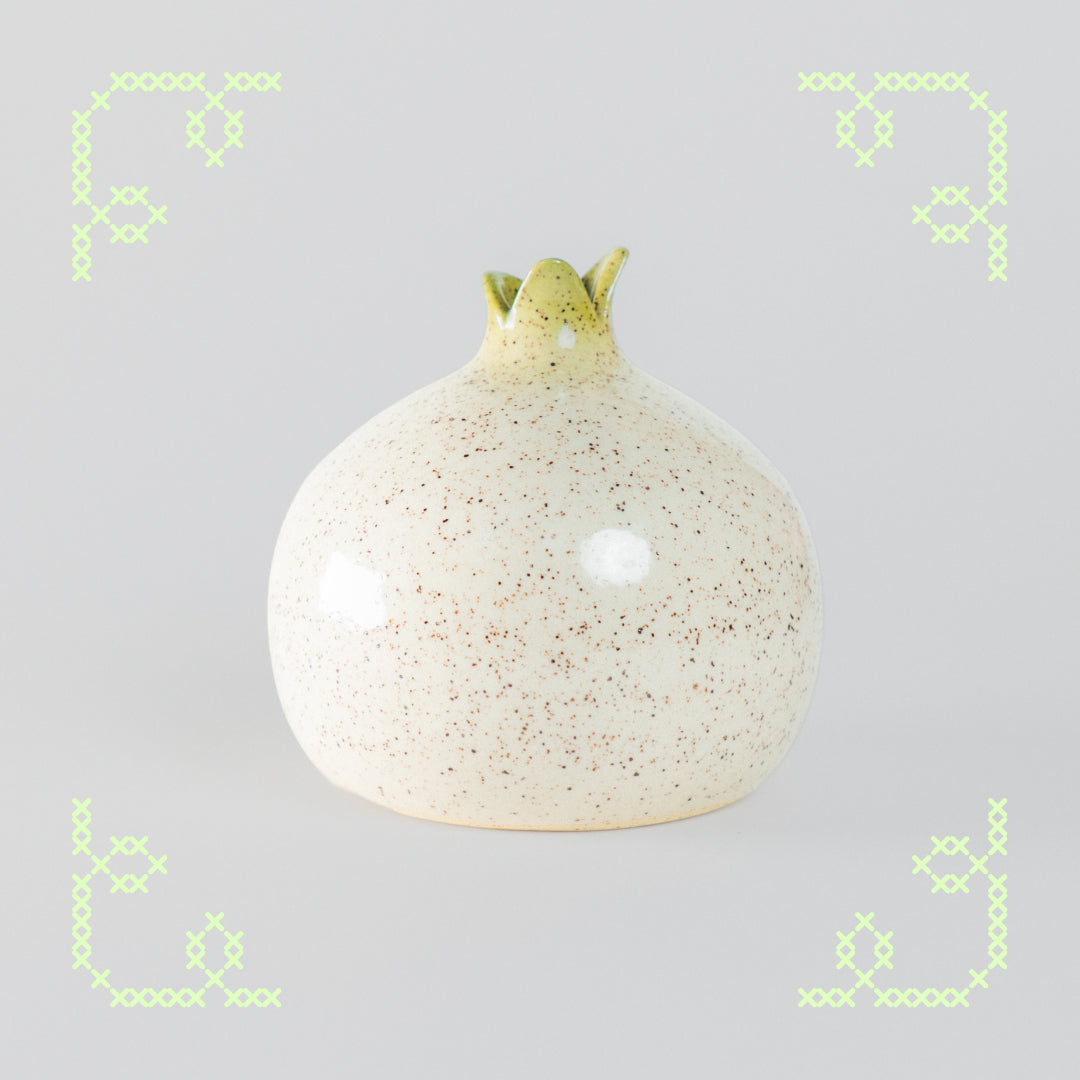smelly the onion bud vase