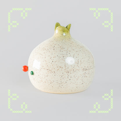 smelly the onion bud vase