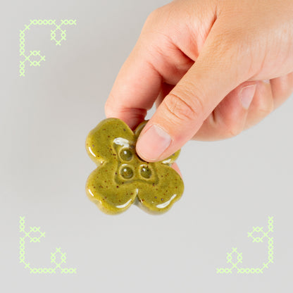 lucky clover button worry stone
