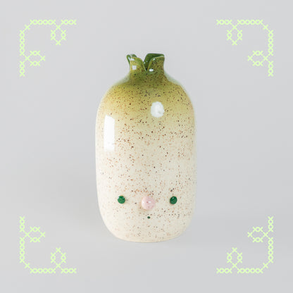 dave the daikon vase