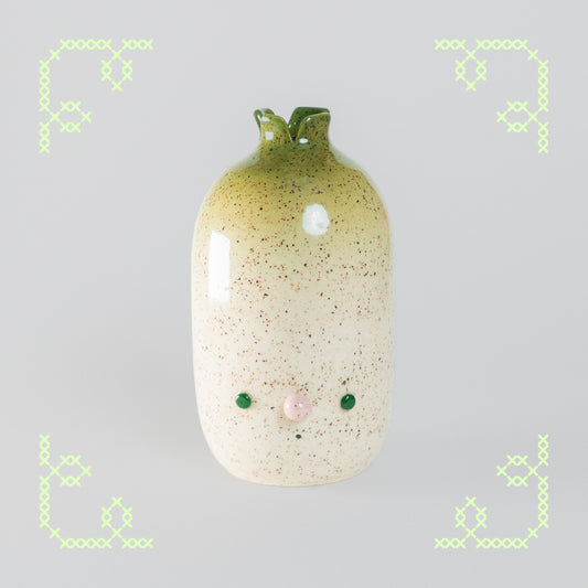 dave the daikon vase