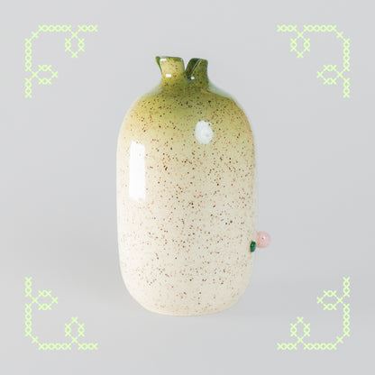 dave the daikon vase