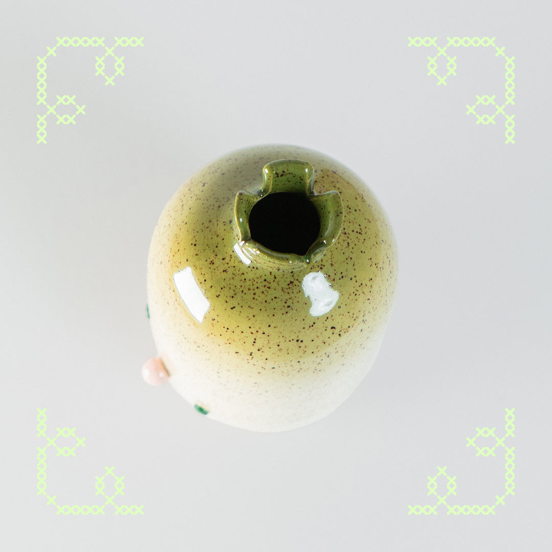 dave the daikon vase