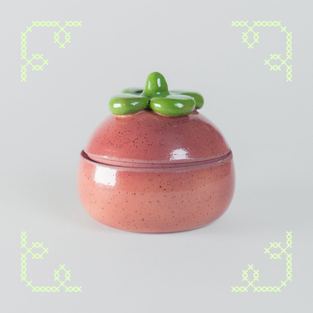 queenie the mangosteen jar