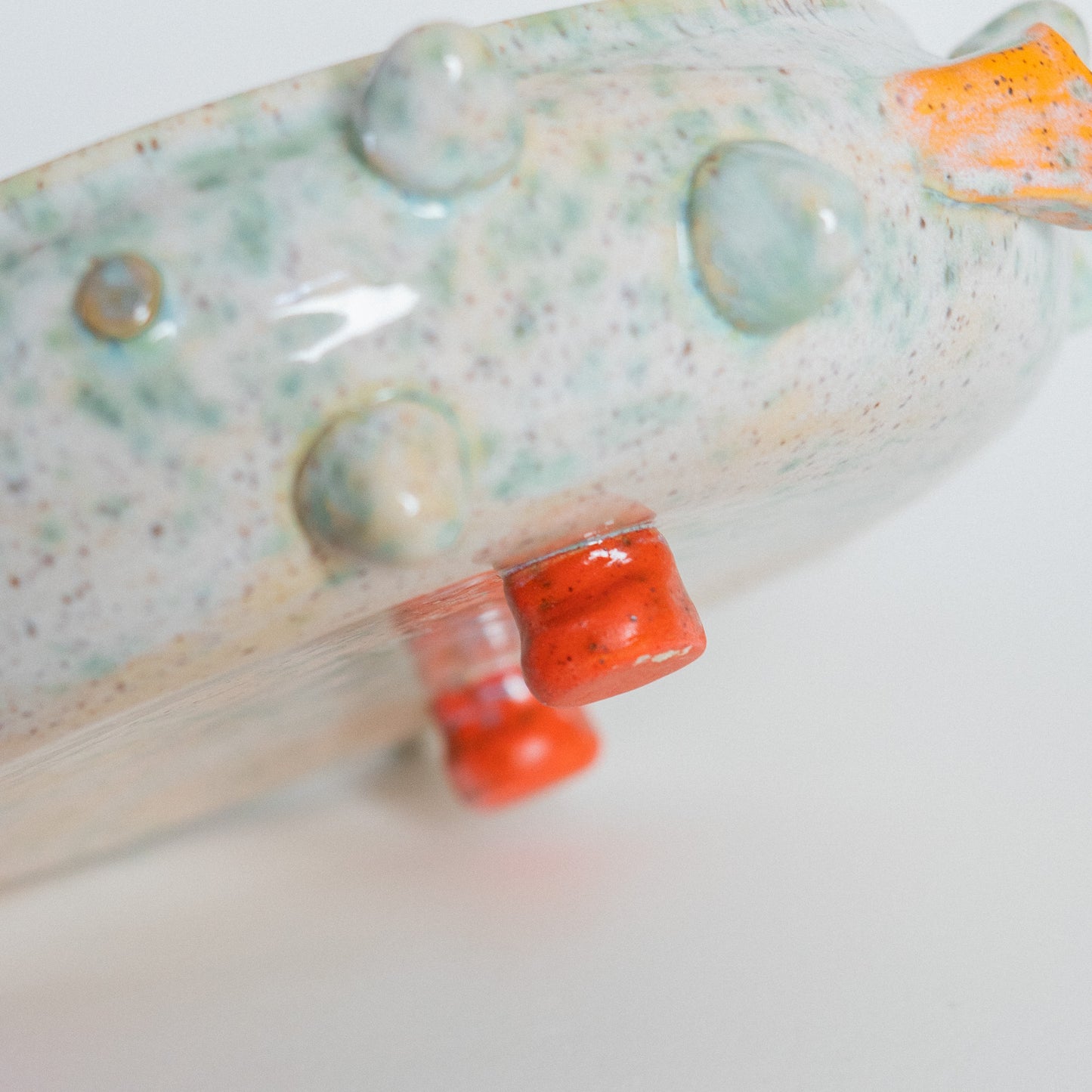 sago the puffer ikebana dish