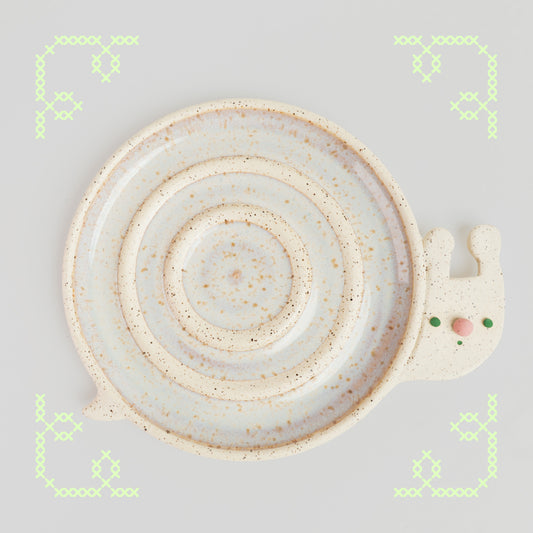 snell the snail plate - snow